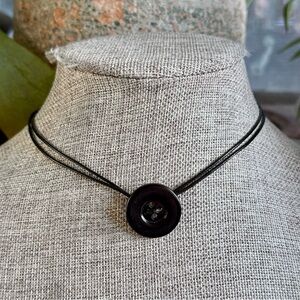 Grunge Button Choker